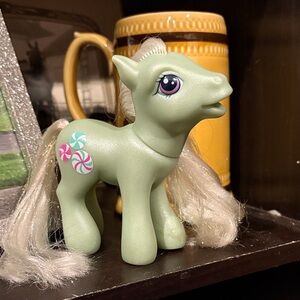 Vintage 00’s My Little Pony Minty